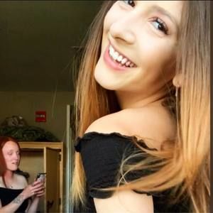 Meet your Posher, Zoe